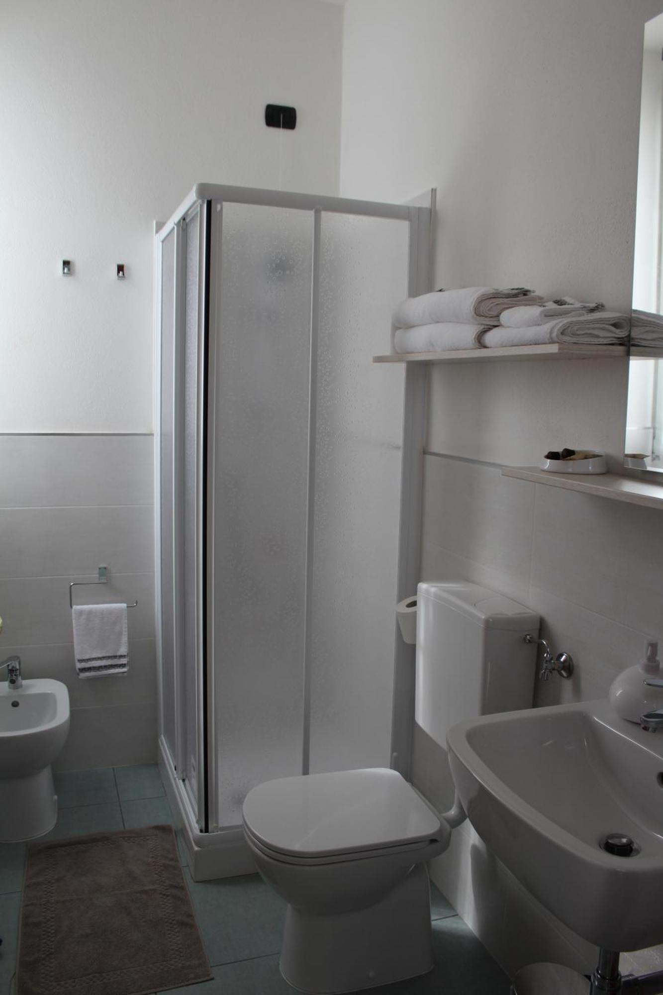 Residenza Acqua Terra Fuoco Apartment Комо Екстериор снимка