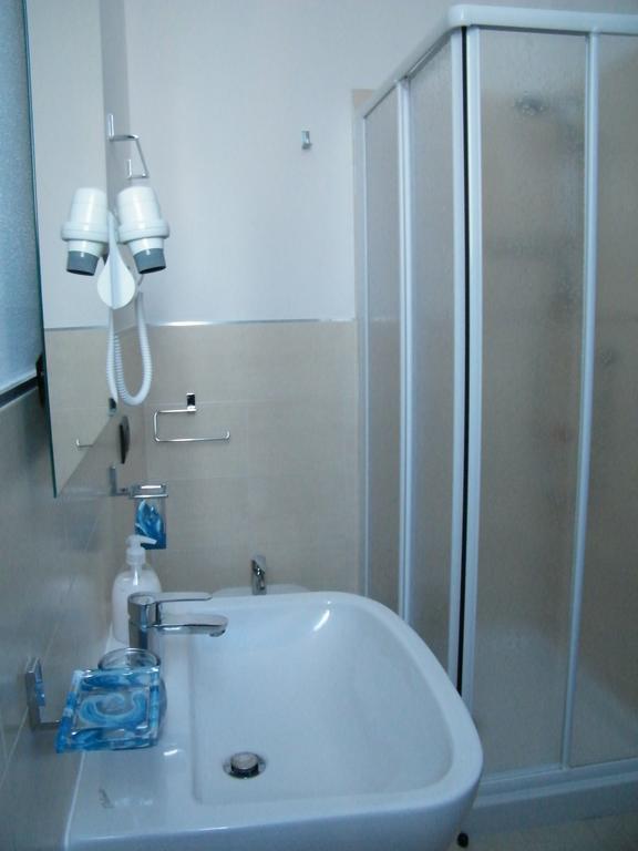 Residenza Acqua Terra Fuoco Apartment Комо Стая снимка